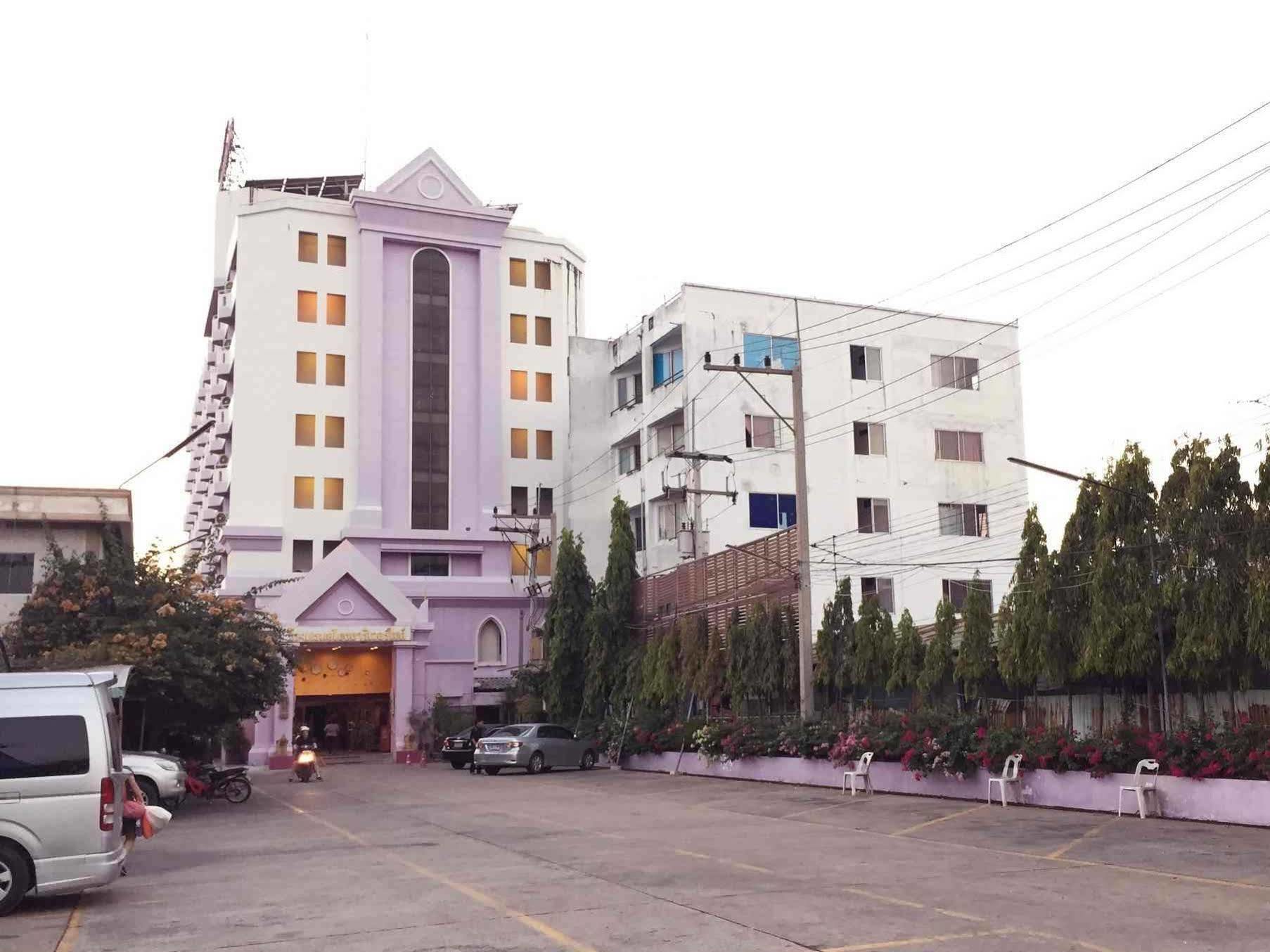 Ayothaya Riverside Hotel Phra Nakhon Si Ayutthaya Ngoại thất bức ảnh